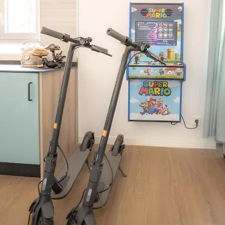 Nuevo, Maquina Arcade, Patinetes Y Parking * אוביידו