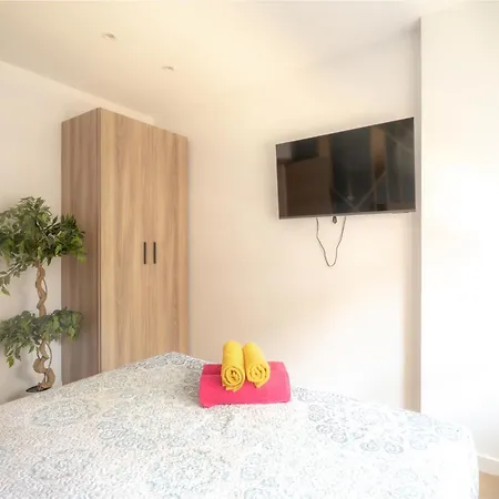 Apartamento Nuevo, Maquina Arcade, Patinetes Y Parking